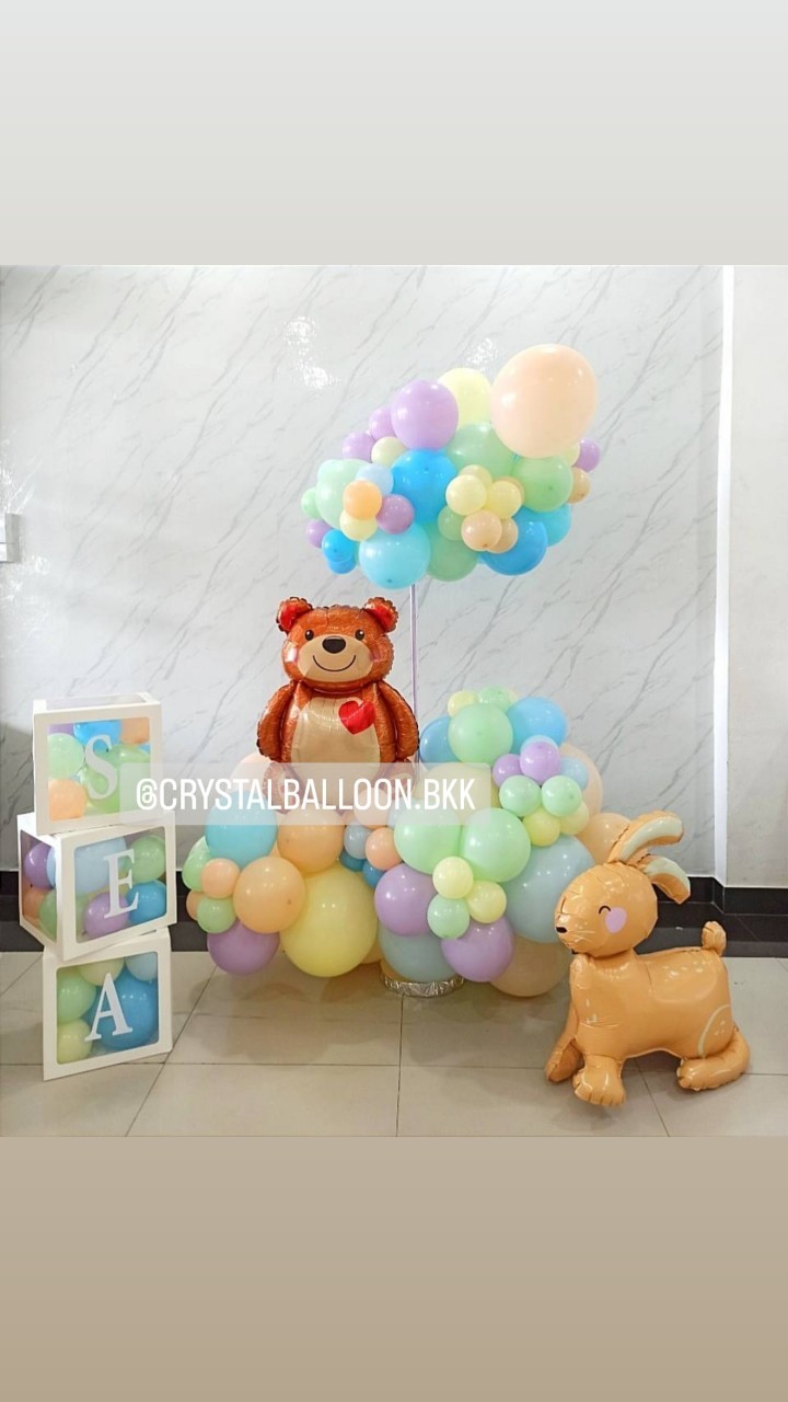 ลูกโป่ง Welcome Baby Organic Theme สีพาสเทล น่ารัก น่ารัก พร้อม กล่องใส 4 กล่อง ติดตัวอักษร พร้อมตกแต่ง ฟอยล์หมี ใหญ่ 1 ชิ้น,ฟอยล์กระต่าย ตั้งพื้น 1 ชิ้น สามารถเปลี่ยนสีลูกโป่ง/เปลี่ยนข้อความ/เปลี่ยนฟอยล์ตกแต่งได้