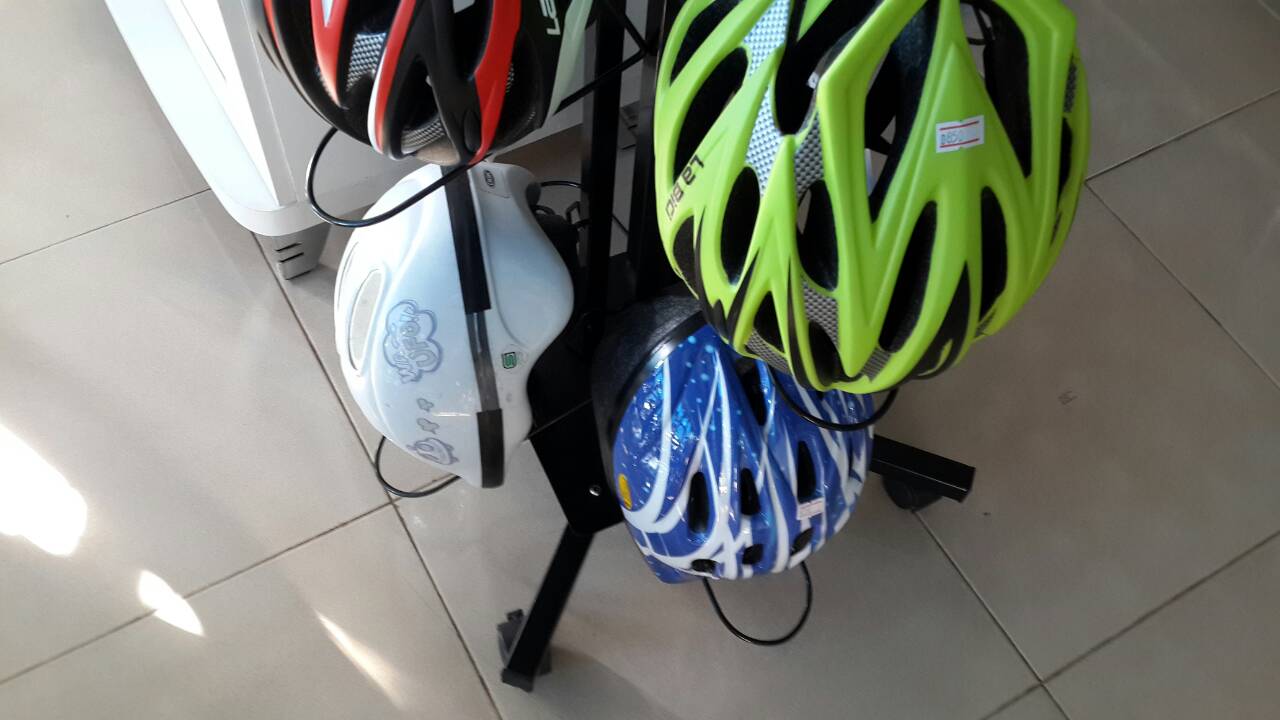 แท่นโชว์หมวกจักรยาน Bicycle Helmet display stand ,KW-7079