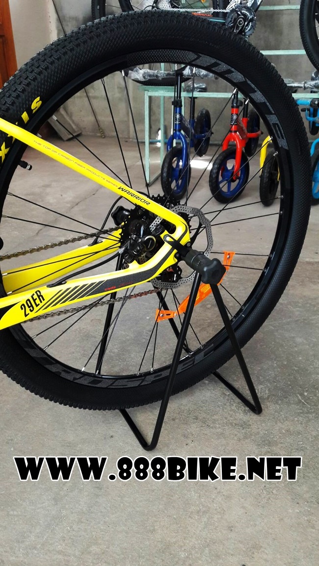 ขาตั้งแบบจิกดุม หนีบดุมหลัง (ใช้ได้ 26"27.5)