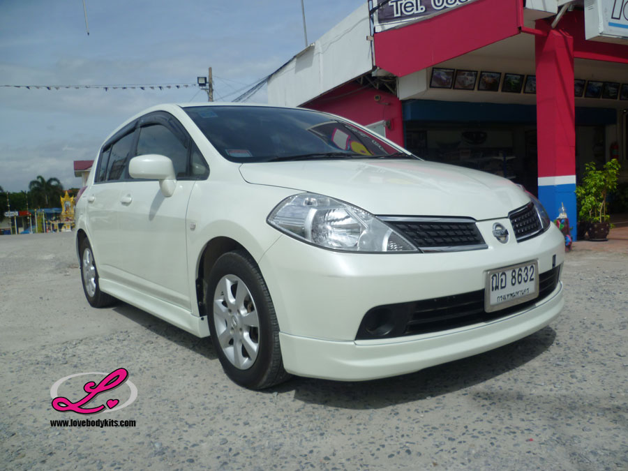 ชุดแต่ง ทรงห้าง : TIDA / 5 ประตู