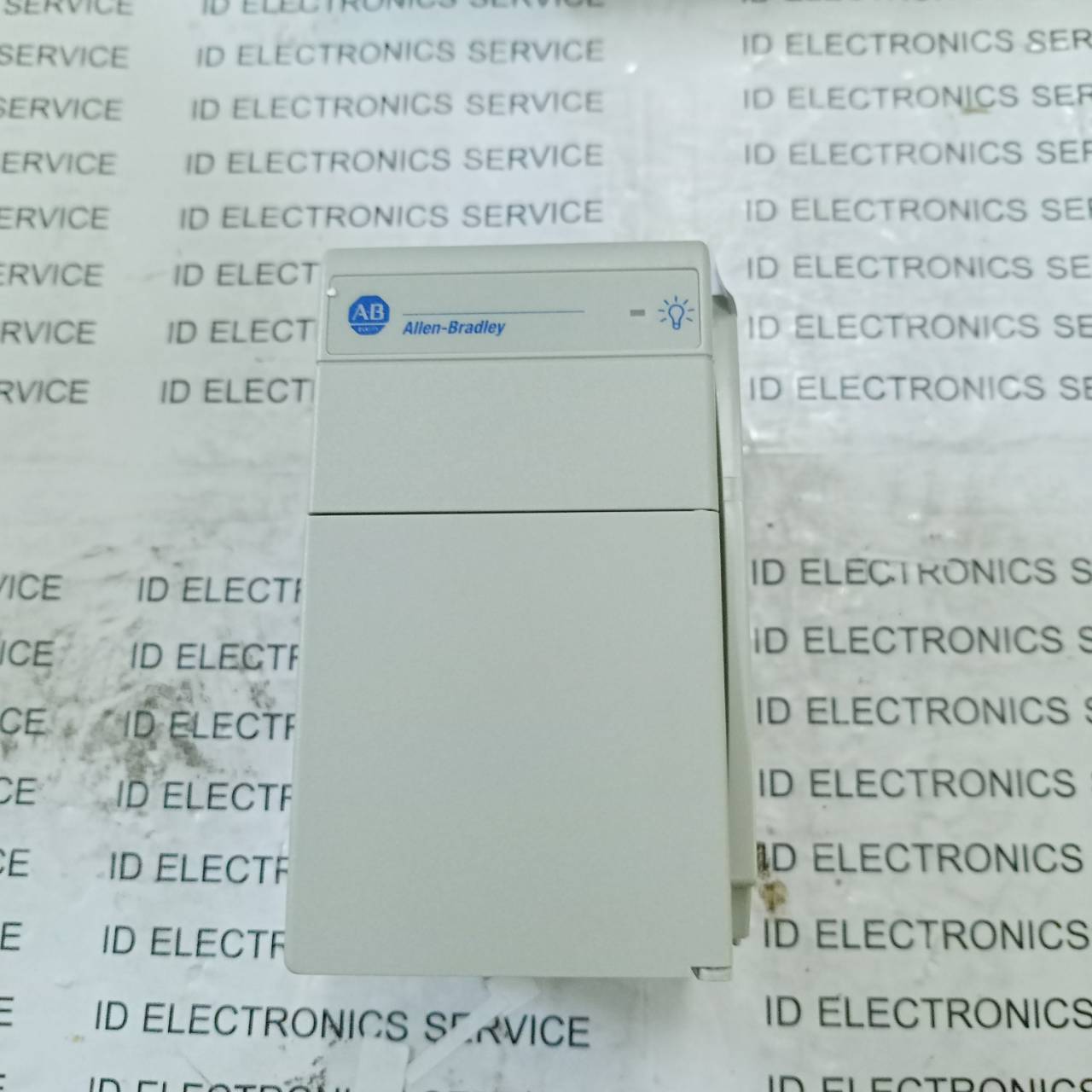 1769-PA4 PLC " ALLEN-BRADLEY "