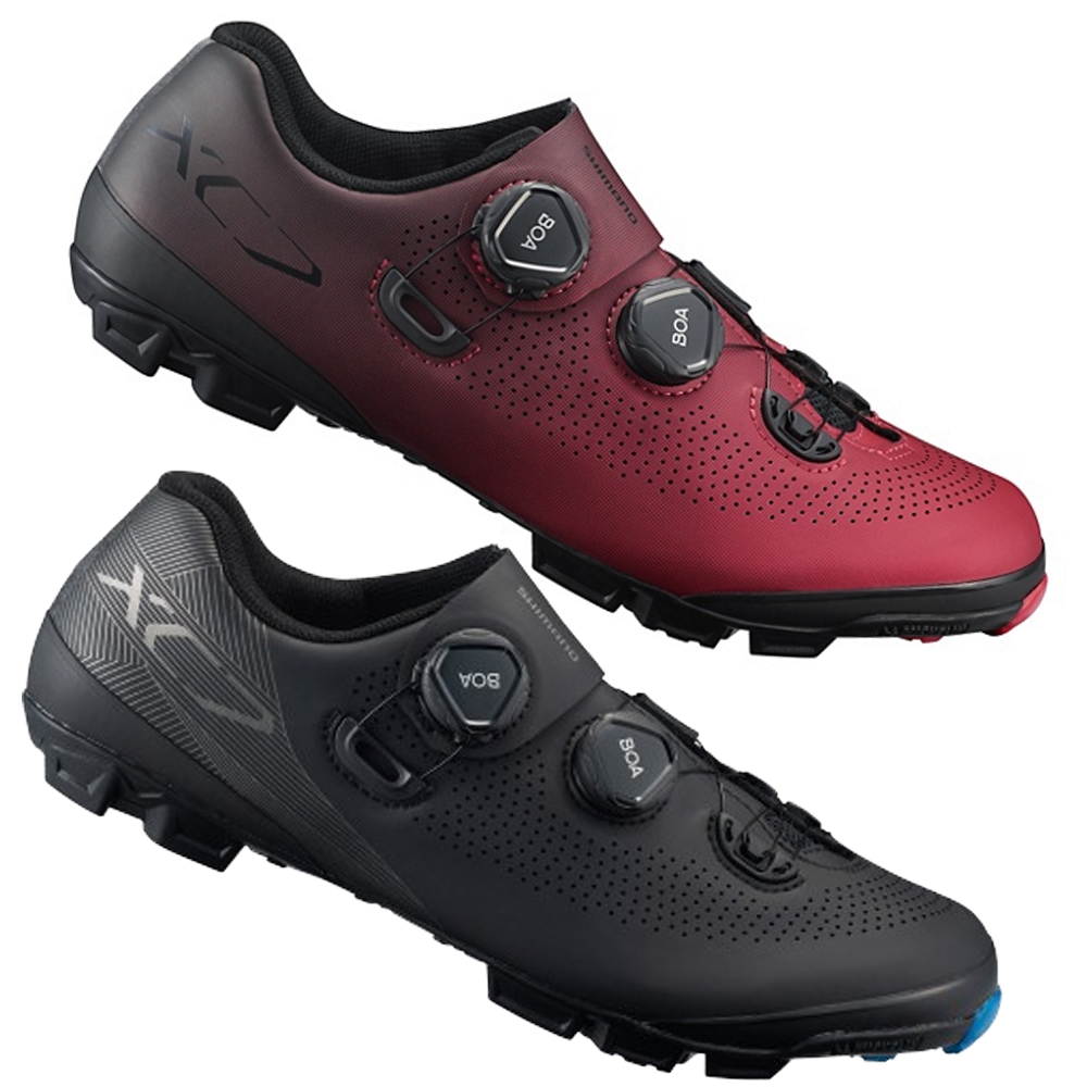 รองเท้าเสือภูเขา Shimano XC7 พื้นคาร์บอน เท้ากว้าง, SH-XC701