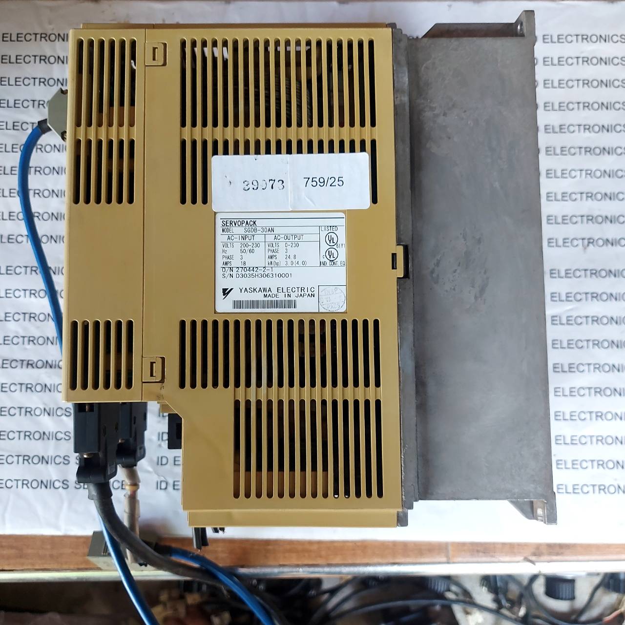 SGDB-30AN SERVO DRIVE " YASKAWA "