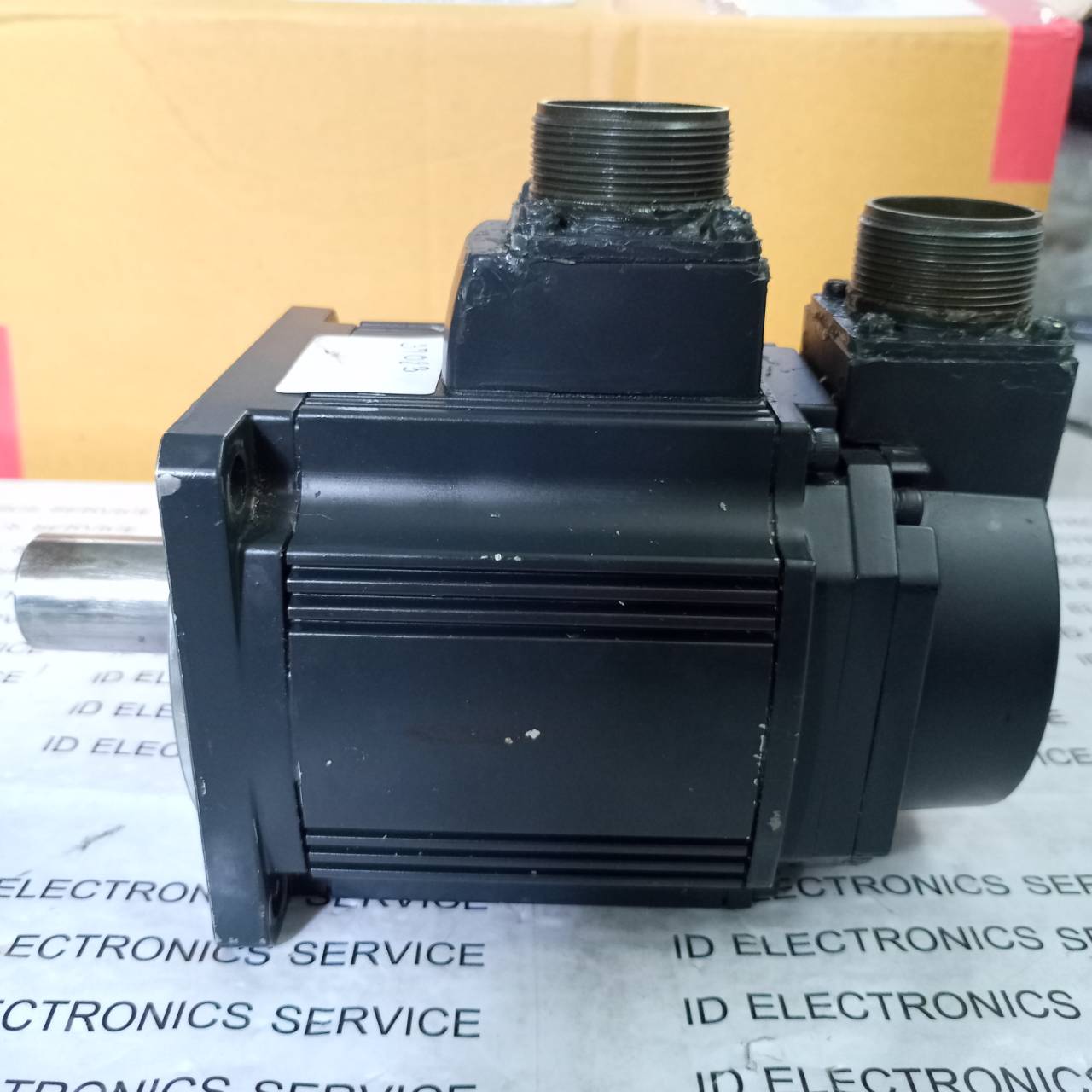 HC-RFS103 SERVO MOTOR “ MITSUBISHI ”