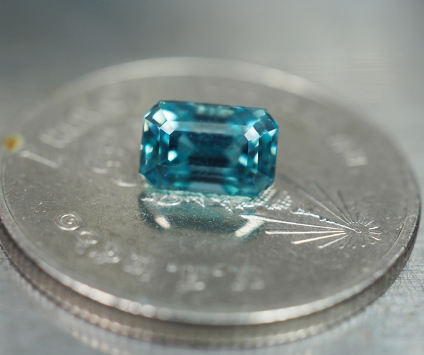 เพทายกัมพูชา 1.15 กะรัตสีฟ้า (0936)