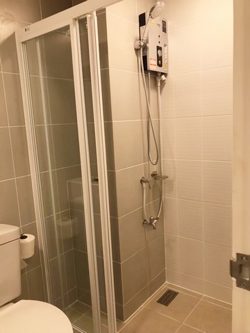 ให้เช่าคอนโด แอทโมซ แจ้งวัฒนะ ตึก A 22.5 ตร.ม.ห้องใหม่ เฟอร์ครบ มีเครื่องซักผ้า ใกล้โลตัสแจ้งวัฒนะ