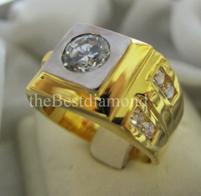 BR817+++แหวนชาย Square in Middle===แหวนดีไซน์ หรู ดูดี ไม่เวอร์ ใส่ติดนิ้วได้เลย สวยมากๆๆ งานชุปสองสีดูดี แหวนยกสูงเล็กน้อย พองาม