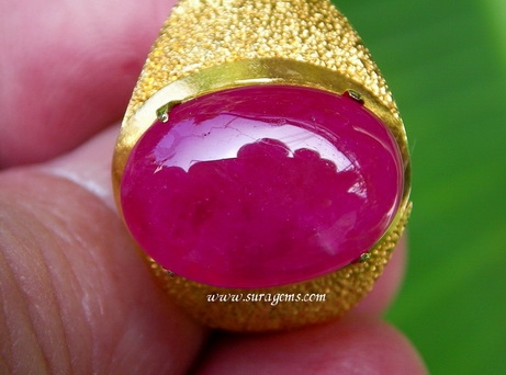 Natural Ruby Burma ทับทิมพม่า ทรงหยดน้ำ สีแดงสดเลือดนกพิราบ (Pigeon Blood Red Ruby) เผาเก่า ขนาด 15.47x11.08x4.03 มม. นน.7.31 ct.