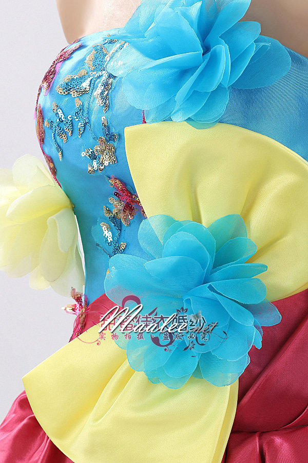 พร้อมเช่า ชุดแฟนซี ชุดราตรีสั้น เกาะอกกระโปรงระบาย สีหวาน แต่งดอกไม้และโบว์ที่เอว