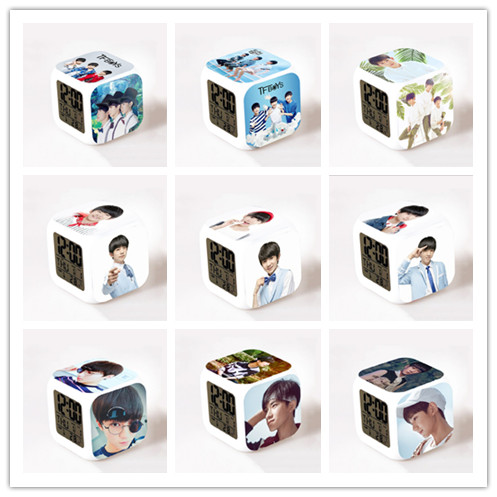 นาฬิกาดิจิตอลลูกเต๋า TFBOYS