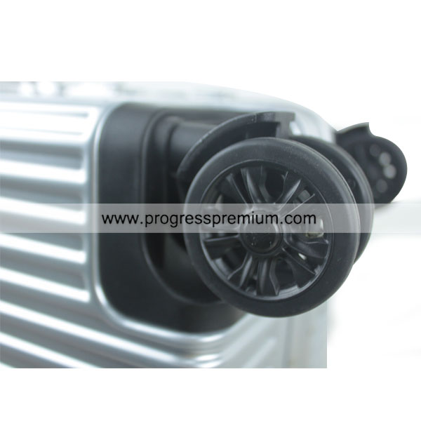 กระเป๋าเดินทาง