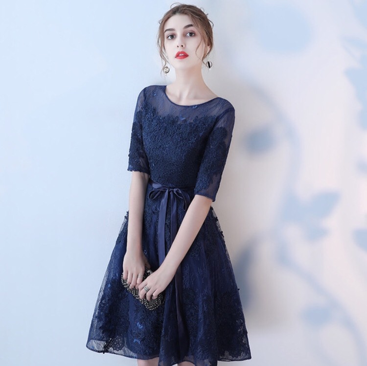 Pre-order เดรส สีกรมท่า ชุดราตรีสั้น แขนยาว ลูกไม้สวยหรู (ซิปหลัง)