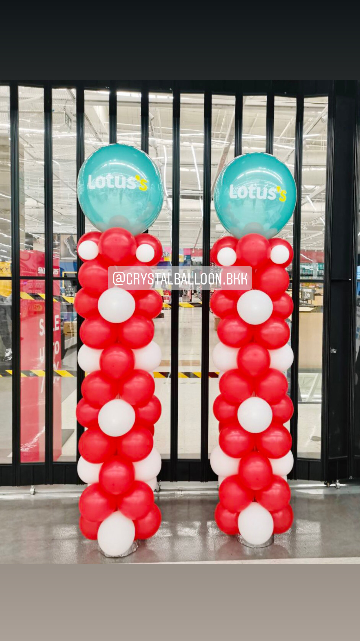 ต้นลูกโป่ง Grand Opening 2 ต้น Theme สีขาว-แดง-เขียว พร้อมตกแต่ง สามารถเปลี่ยนสีลูกโป่ง/เปลี่ยนข้อความได้