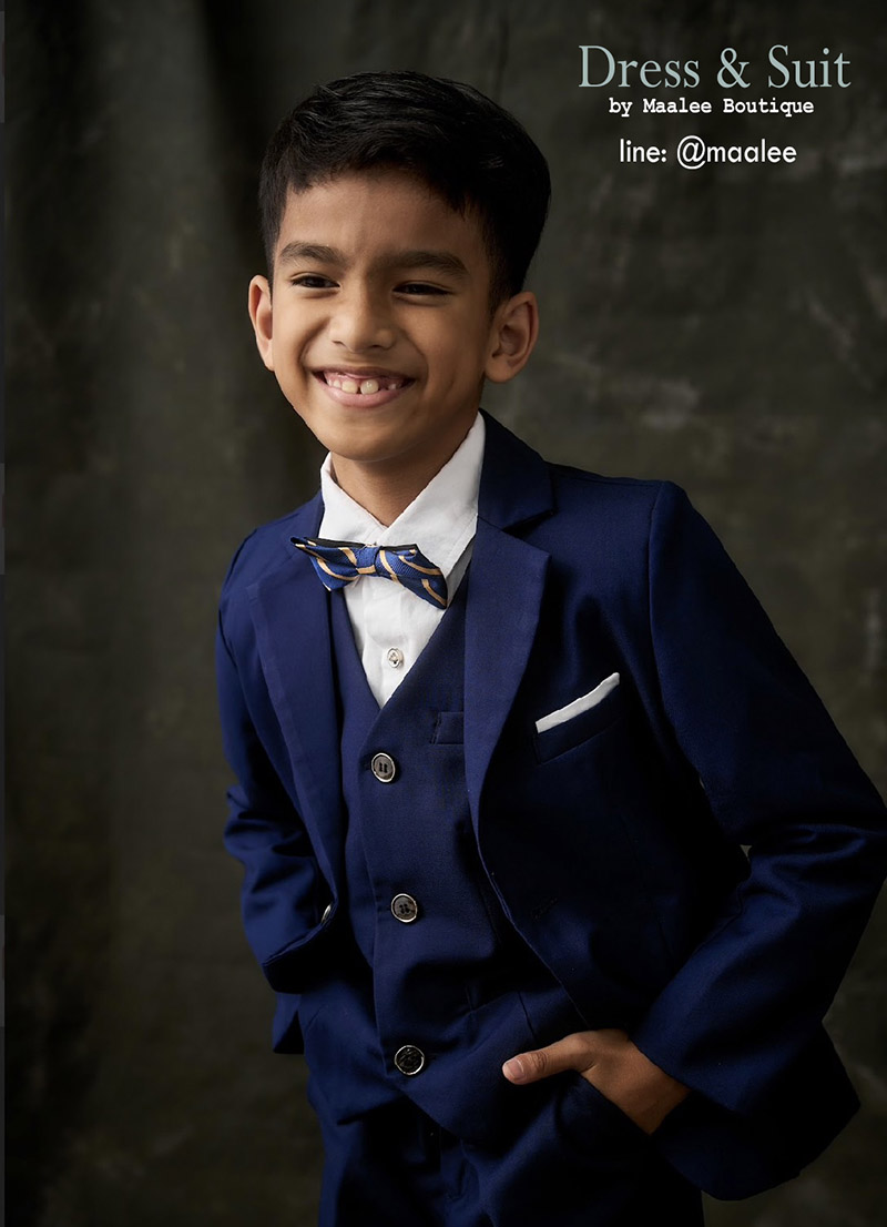 พร้อมเช่า ชุดสูทเด็กชาย สีกรมท่า 2 กระดุม **พร้อมเช่าไซส์ 90,100, 110,120,130,140, 150,160 ,170**