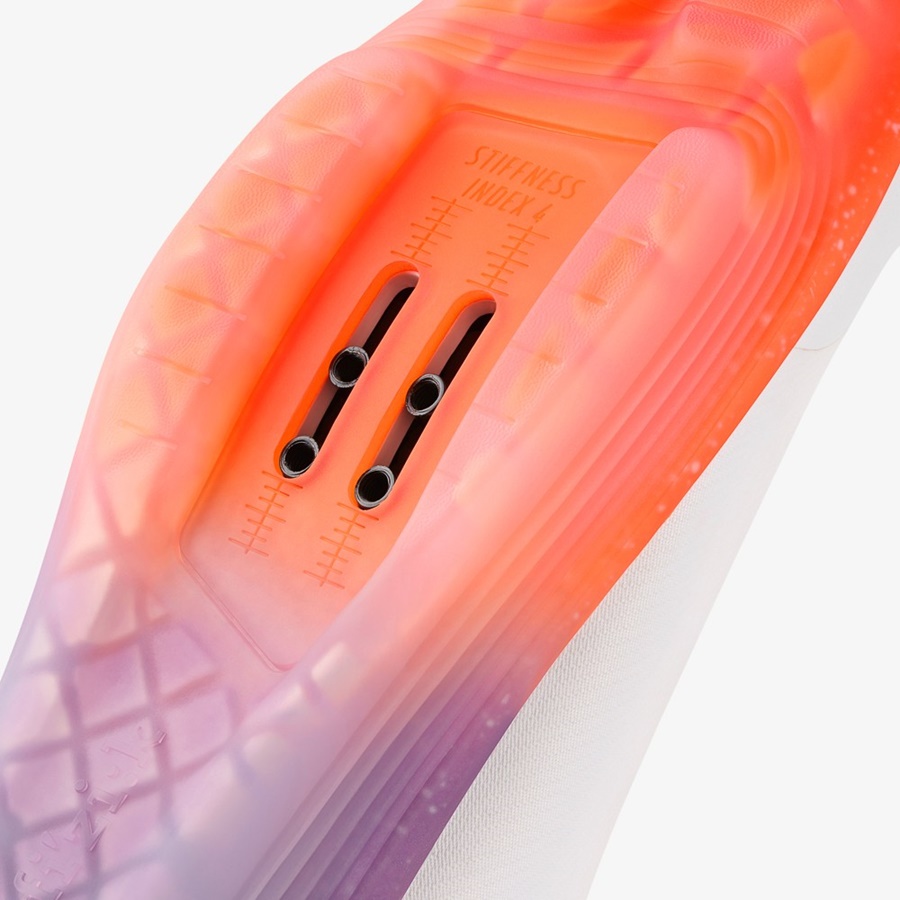 รองเท้าจักรยาน FIZIK TEMPO BEAT - รองเท้าอเนกประสงค์สำหรับนักปั่นทุกเส้นทาง พื้นรองเท้า ยาง TPU พร้อมแกนไนลอน