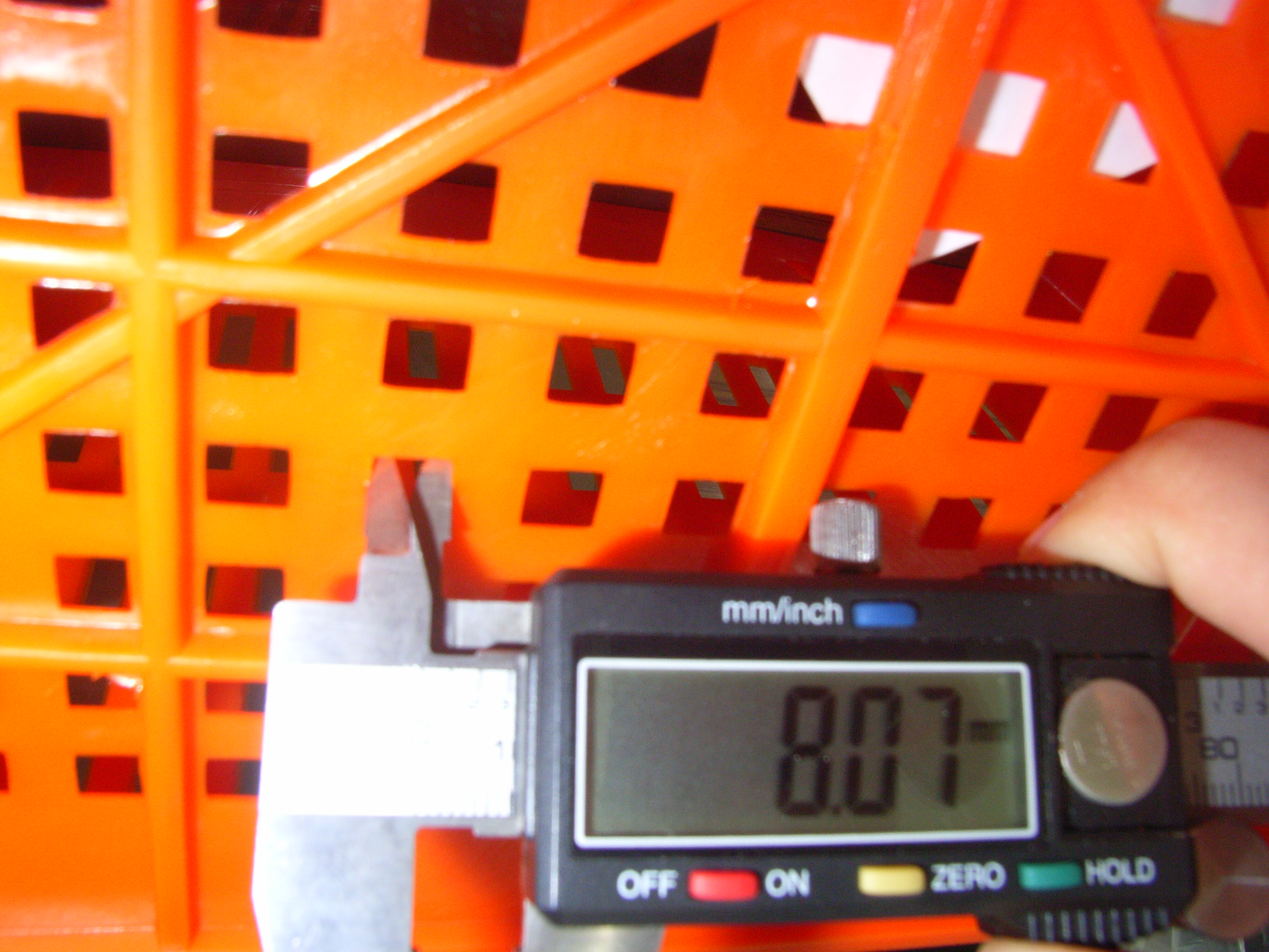 ตะกร้าโปร่งหูเหล็ก บรรจุ25kg. ขนาด 38 x 59 x 33 เกรดA ฟู้ดเกรด HDPE เบอร์ 427