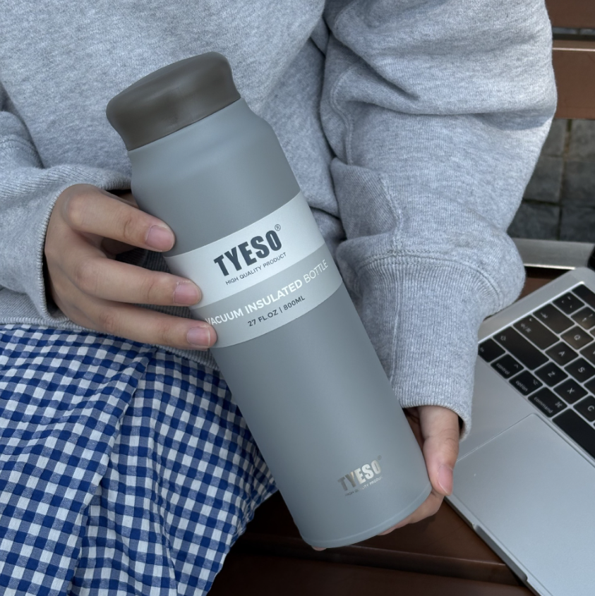 กระบอกสแตนเลส Tyeso รุ่น TS-8773B ขนาด 17FL.OZ/500 ml