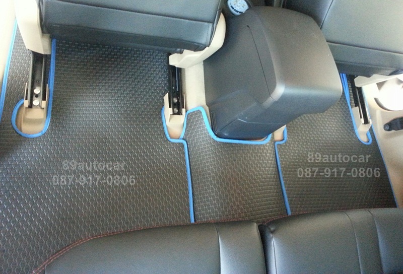 ขายยางปูพื้นรถเข้ารูป Isuzu D-Max 2012-2017 4 ประตู ลายสนุ๊กสีดำขอบฟ้า