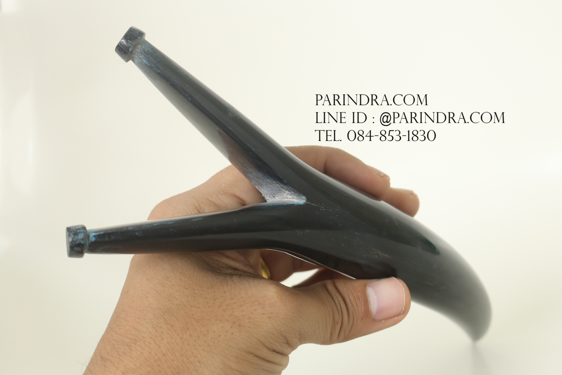 หนังสติ๊กเขาควายตัน สีดำสนิท โค้งงอ เข้ารูปสวยงาม #BAF003