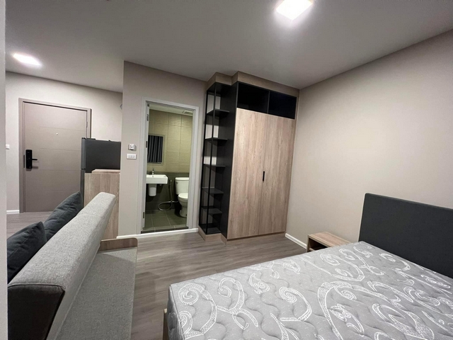 ให้เช่า ดีคอนโด ไฮด์อเวย์-รังสิต ตึกA 26.59 ตร.ม.เฟอร์ครบ ตรงข้ามธรรมศาสตร์รังสิต