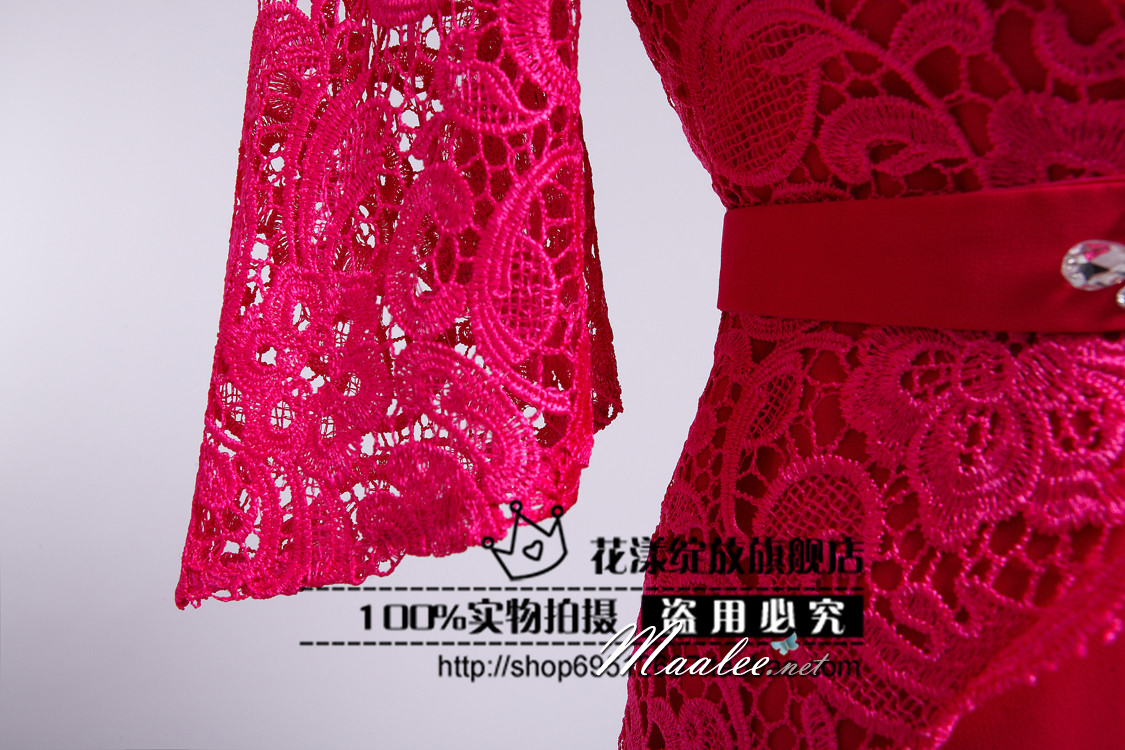 พร้อมเช่า ชุดราตรียาว สีแดง แขนสามส่วน แต่งลูกไม้ จับเดรปทรงนาฬิกาทราย (L=3XL)