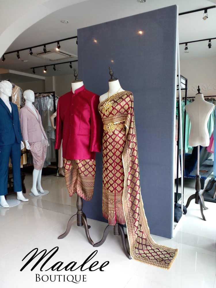 พร้อมเช่า ชุดแต่งงานไทยประยุกต์ สีแดง