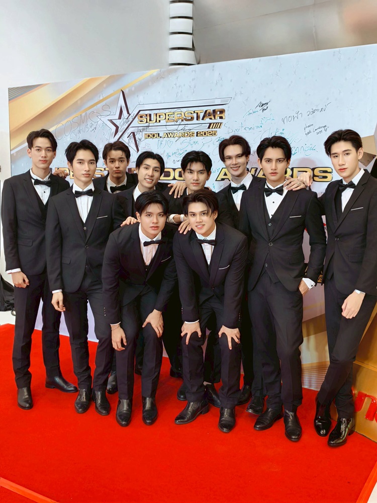 พร้อมเช่า ชุดสูทชาย สีดำ คลาสสิก รุ่นกระดุมเดียว (พร้อมเสื้อกั๊ก)