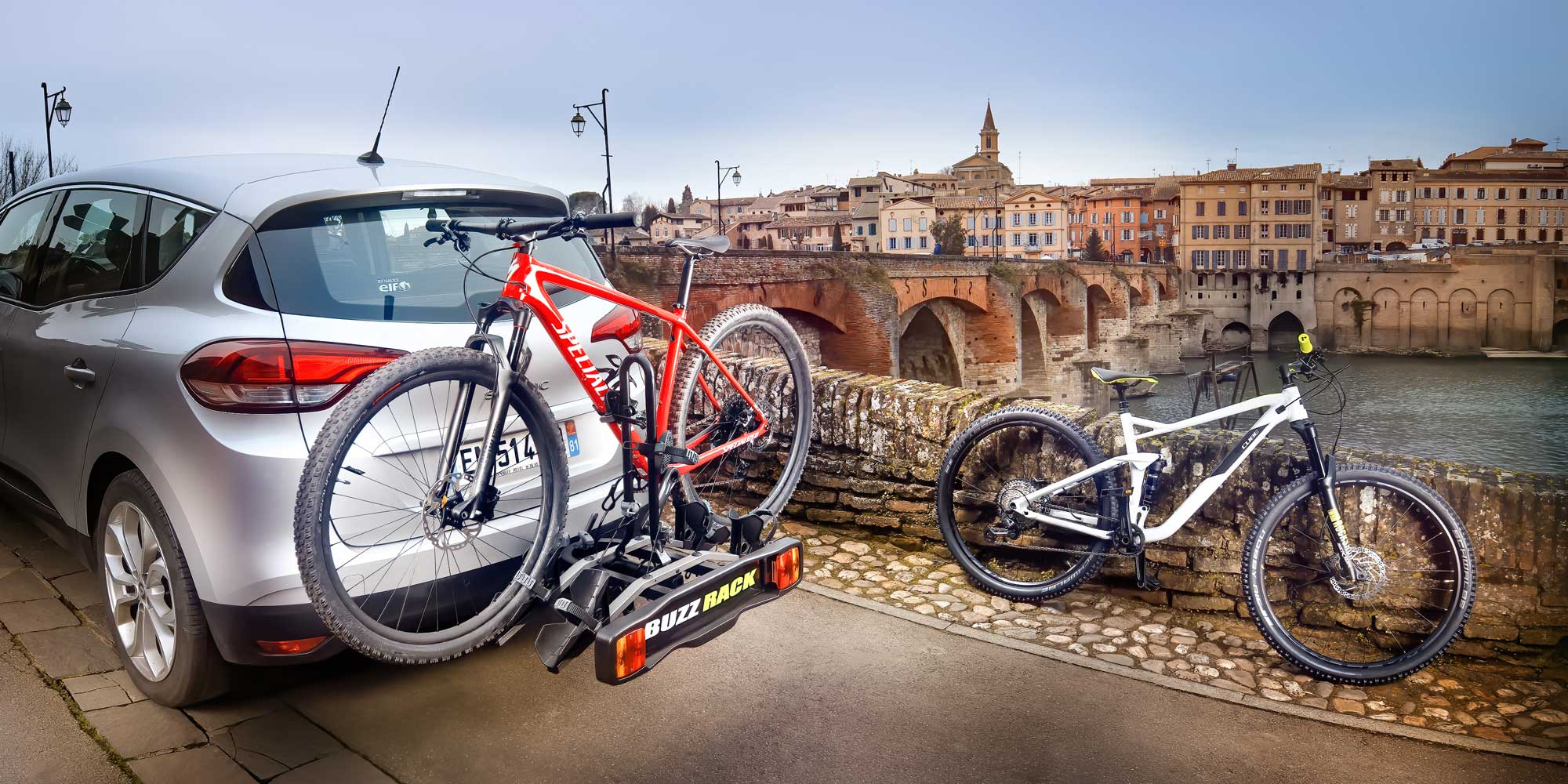 แร็คจักรยาน แร็คท้ายรถ BUZZRACK BUZZRACER 2, 2 BIKES REAR RACK. (ECE APPROVED AND XP)