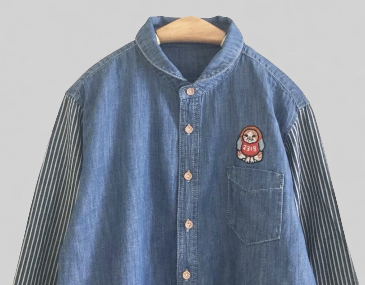 เสื้อยีนส์ปักลายแมว