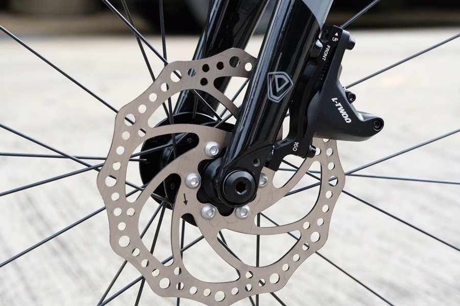 จักรยานเสือหมอบ JAVA AURIGA ชุดขับ L-TWOO-R5 18speeds เฟรมอลูมิเนียม ซ่อนสาย ลบรอยเชื่อม แฮนด์อลูมิเนียม lntegrated 700c มีสินค้า 𝐒𝐢𝐳𝐞 𝟒𝟖