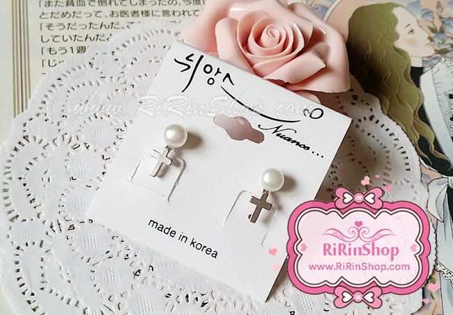 Nuance Korea ต่างหูกางเขนมุกเล็กๆ น่ารัก