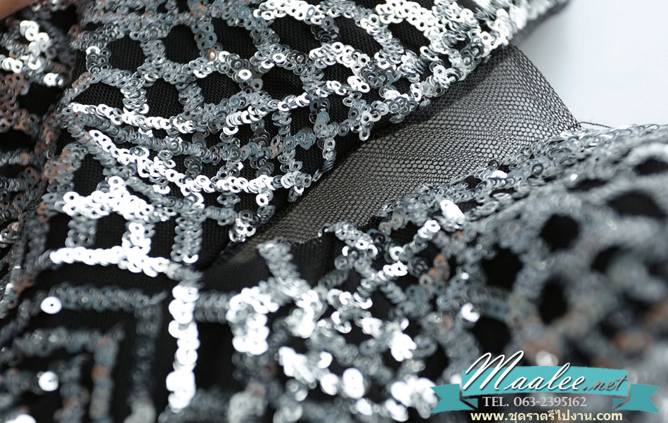 พร้อมเช่า ชุดราตรียาว ชุดออกงานกลางคืน งานพรอม แบบแขนกุด สีดำปักเลื่อมทั้งชุด หรูหรา Sexy แหวกหน้าขา โชว์หลัง