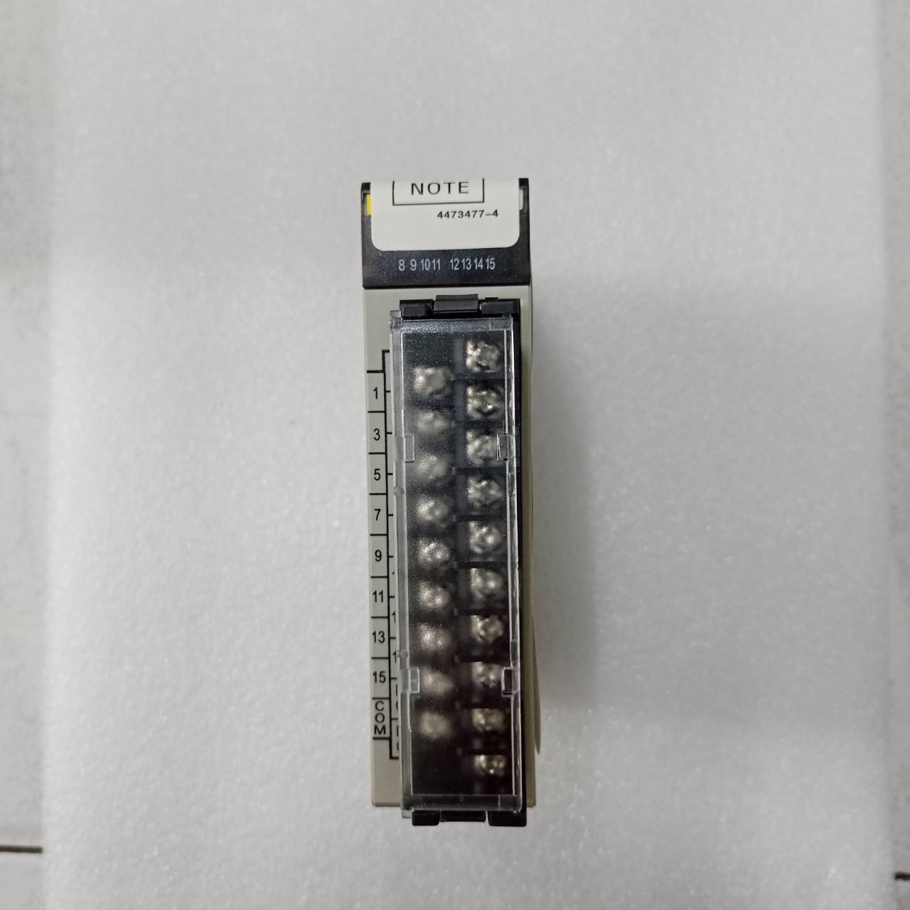 C200H-OC225 PLC “ OMRON ”