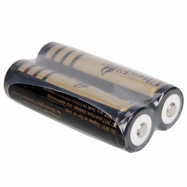 แบตเตอรี่สำหรับไฟฉาย UltraFire 18650 4000mAh 3.6-4.2V ชาร์จไฟใหม่ได้ มีวงจร Protected
