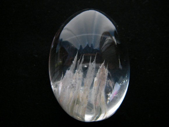 QU0004 QUARTZ โป่งข่ามแก้วใส ปลวกเงิน ก่อเงินก่อทอง พอกพูนขึ้นตลอด ใหญ่พิเศษ size 44 x 32 x 22 mm. พม่า