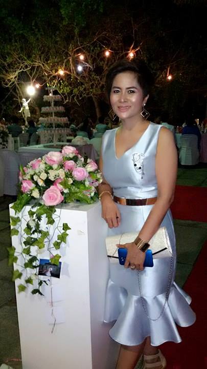 พร้อมเช่า ราตรีสั้น ชุดเดรสคอปาด ระบายหางปลา สีฟ้า