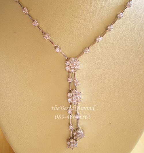 BN019RD+++สร้อยเพชร4 Flowers++สร้อยเพชรรูปดอกไม้ งานModern น่ารักมากๆ ใส่แล้วดูดี เพชรแวววาวสวย ใส่ออกงานได้สบาย