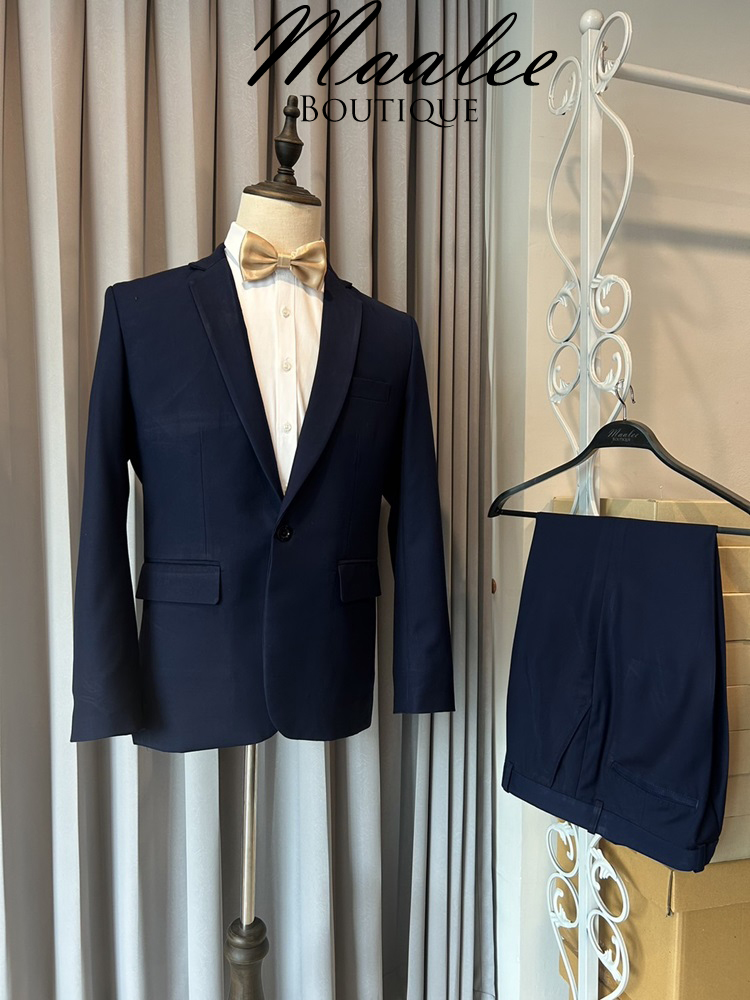 สูทตัดเช่า ชุดสูทชาย สีน้ำเงินเข้ม (ไม่ใช่สีกรมท่า) งานเนี๊ยบ ไม่มีเสื้อกั๊ก