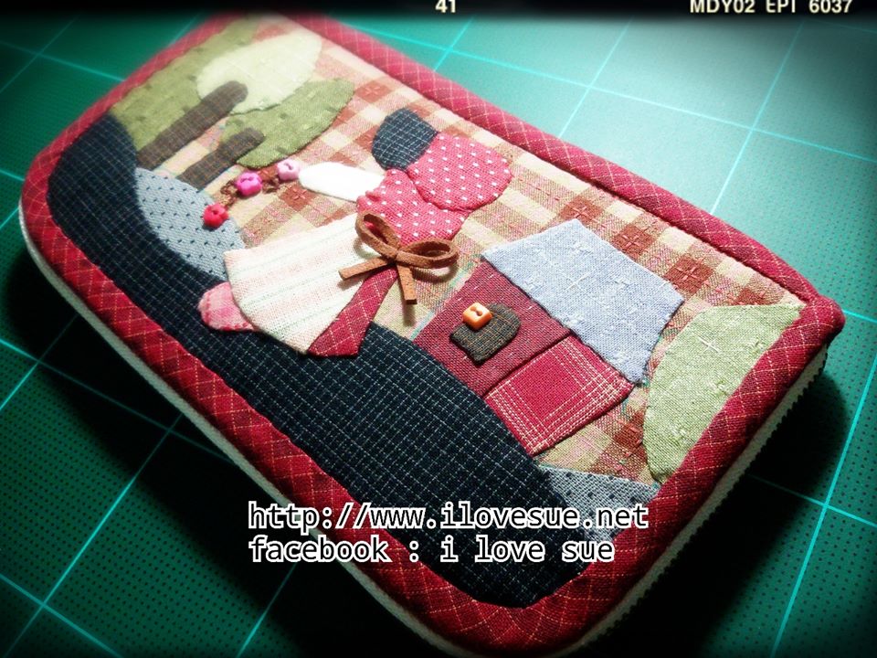 กระเป๋าใบยาว Applique โทนแดง - สั่งทำ