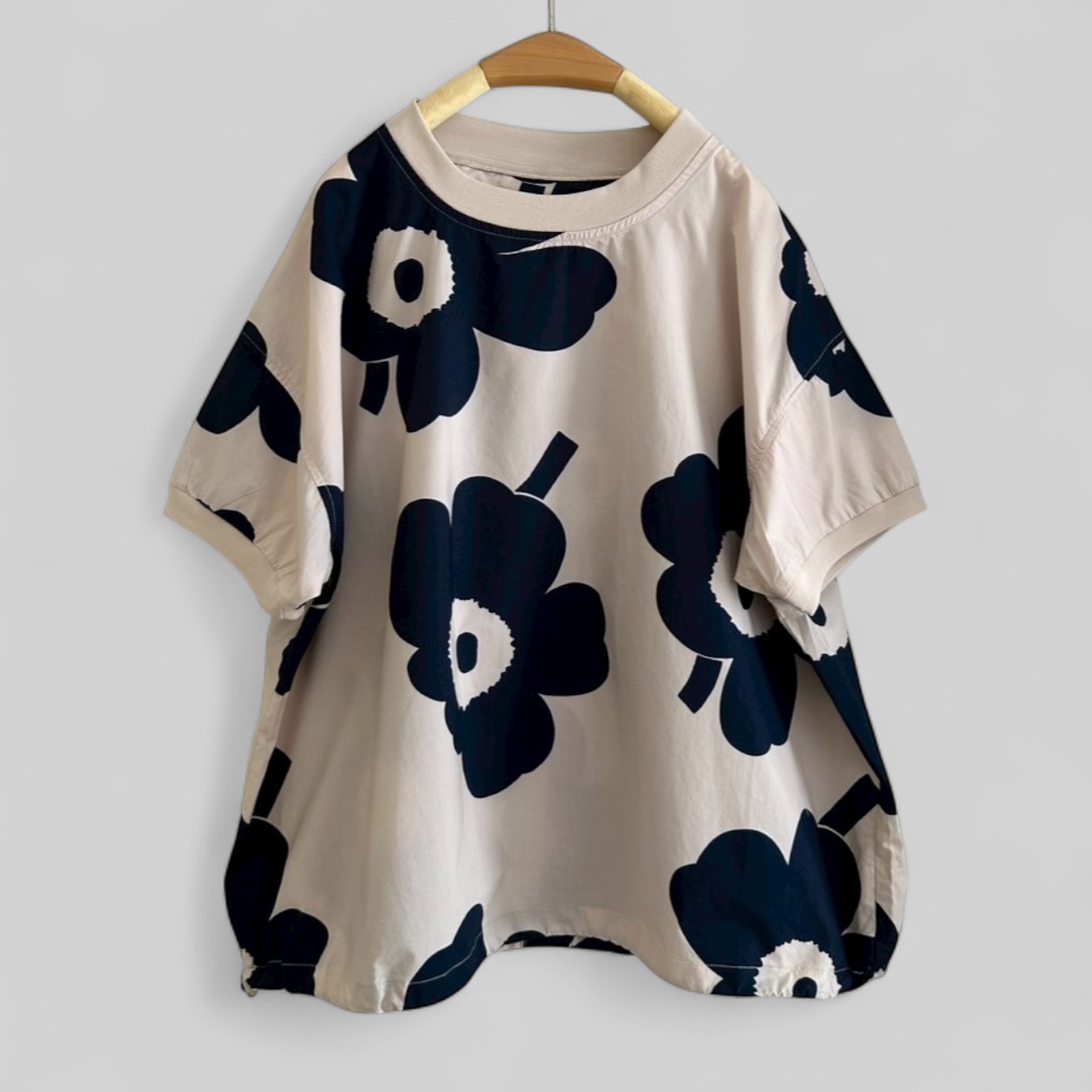 เสื้อผ้าคอตตอนลายดอกไม้