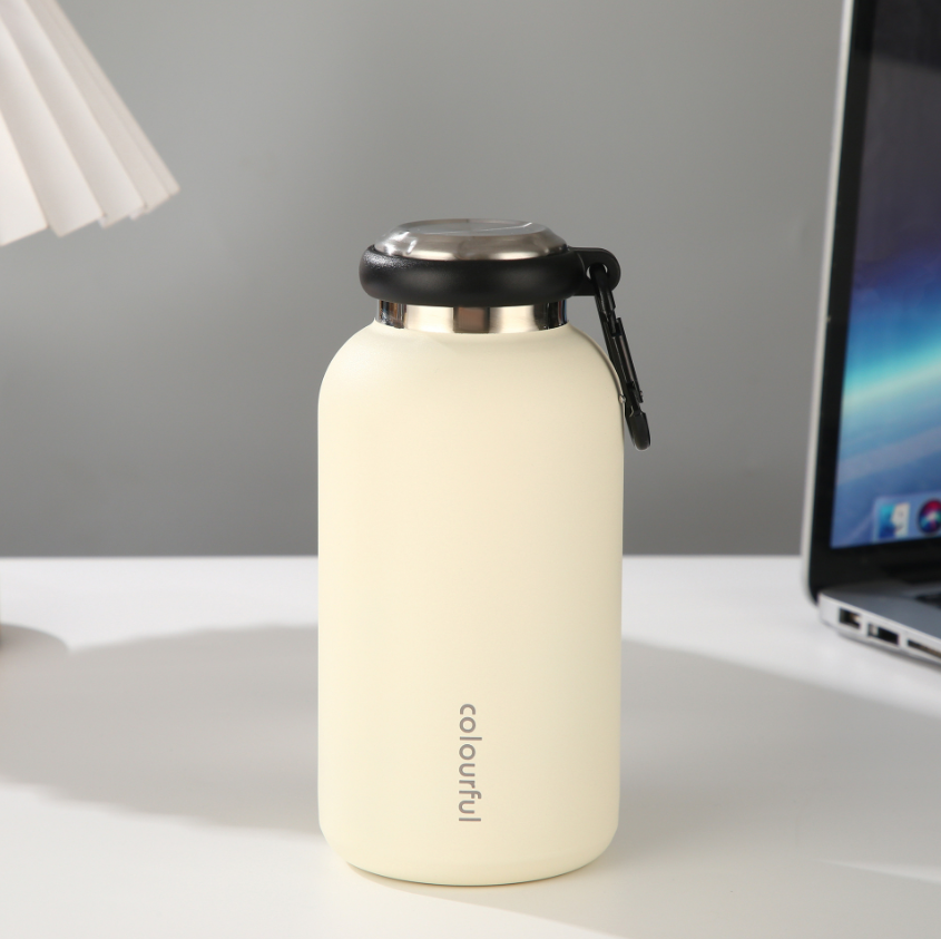 กระบอกสแตนเลส ทรงขวด ฝาหูหิ้วแบบพวงกุญแจ 430 ml