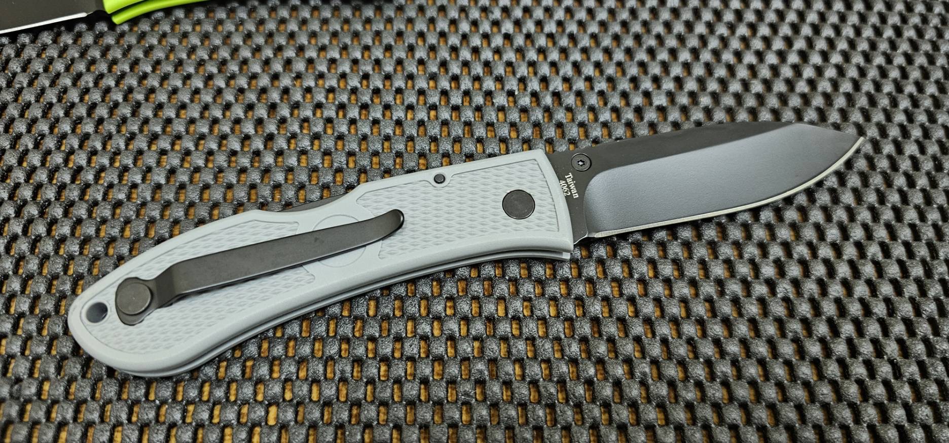 Ka-Bar Dozier Folding Hunter Lockback Knife Gray (3" Black) 4062GY