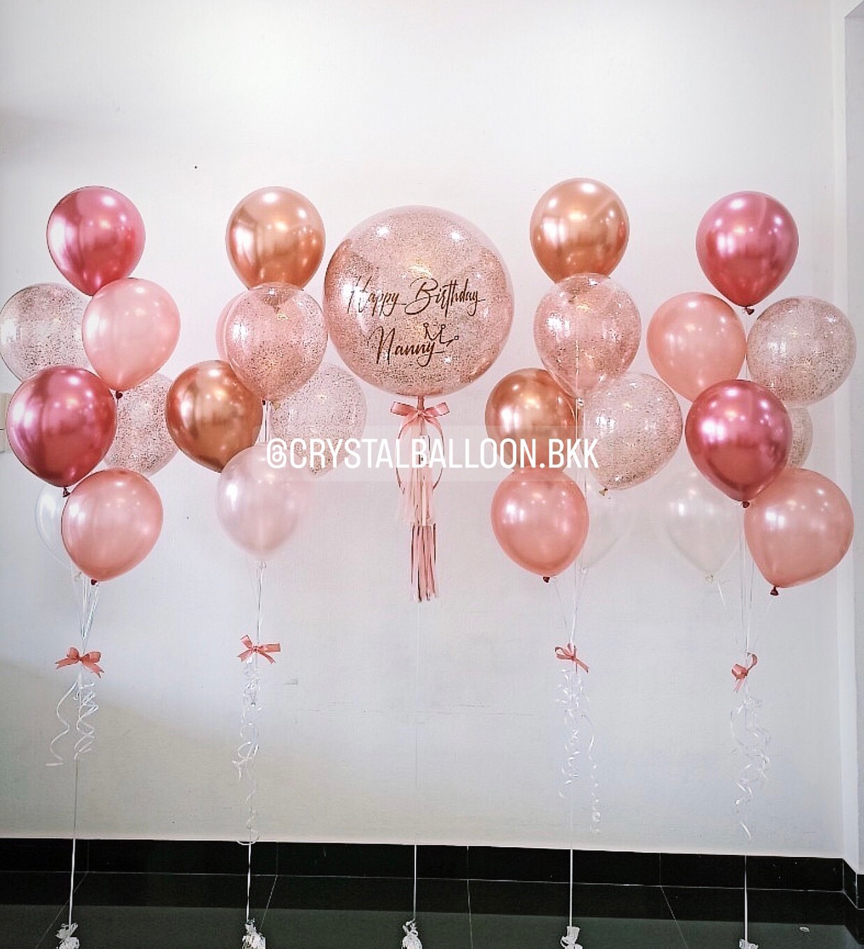 ลูกโป่ง วันเกิด Bubble ขนาด 24" พร้อม ช่อลูกโป่ง ช่อ 7 ลูก 4 ช่อ พร้อมตกเเต่ง สามารถเปลี่ยนสีลูกโป่ง/เปลี่ยนข้อความ/เปลี่ยนขนาดได้