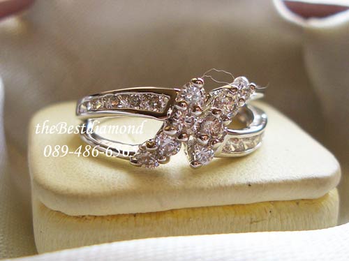 BR710RD+++แหวนไขว้ H+++ แหวนแบบ Modern น่ารักมากๆๆ คล้ายๆรูปตัว H งานสวย เพชรแวววาวมากๆๆๆ แบบเหมือนร้านจิวเลย