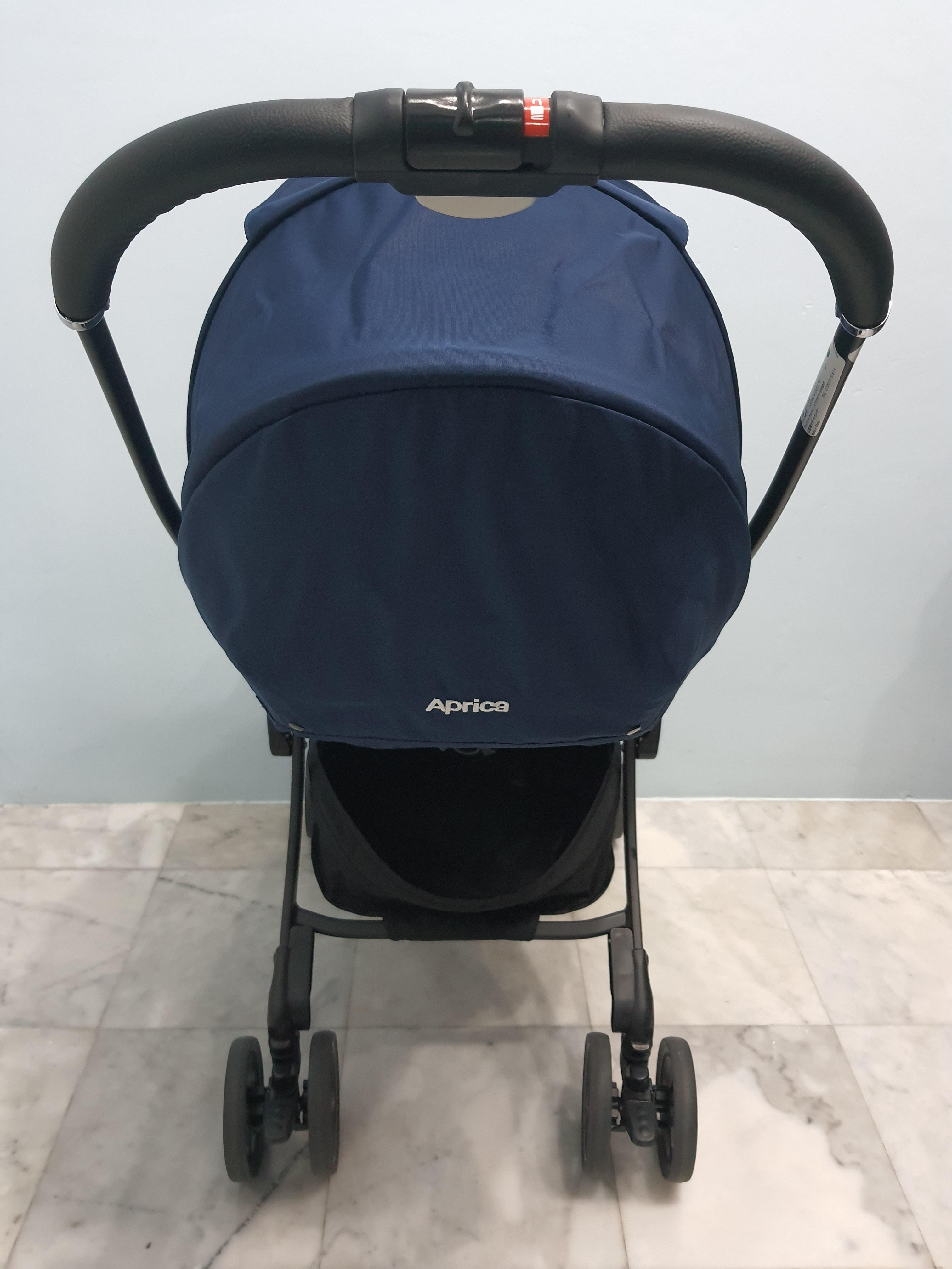 Aprica Luxuna Sofa Cushion สีน้ำเงิน