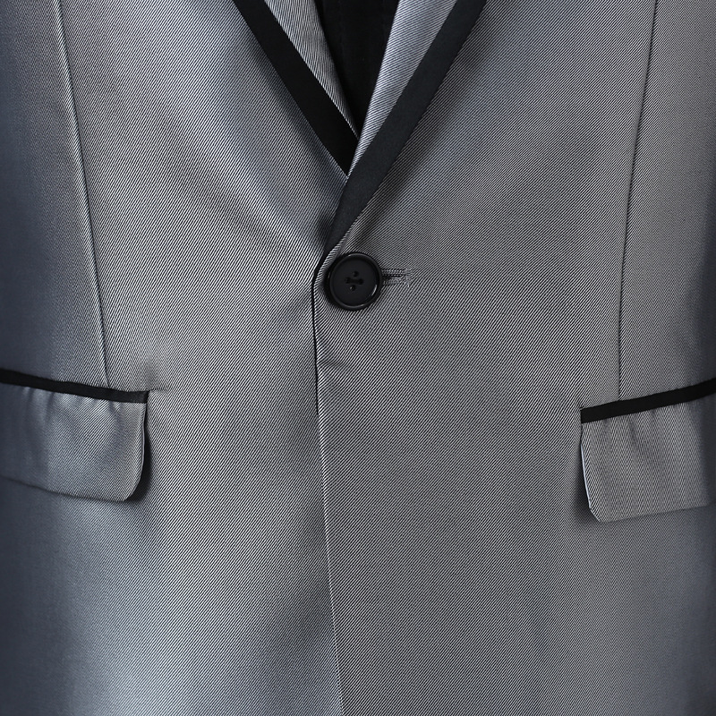 พร้อมเช่า ชุดสูทชาย สีเทาเงิน Metallic Silver