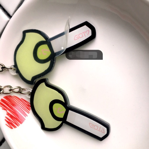 พวงกุญแจแท่งไฟ อากาบง GOT7