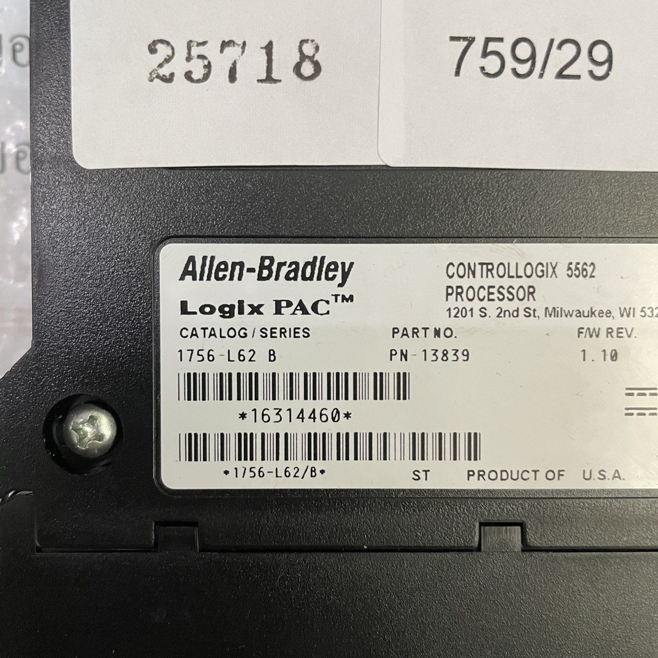 PLC " ALLEN-BRADLEY " รุ่น 1756-L62