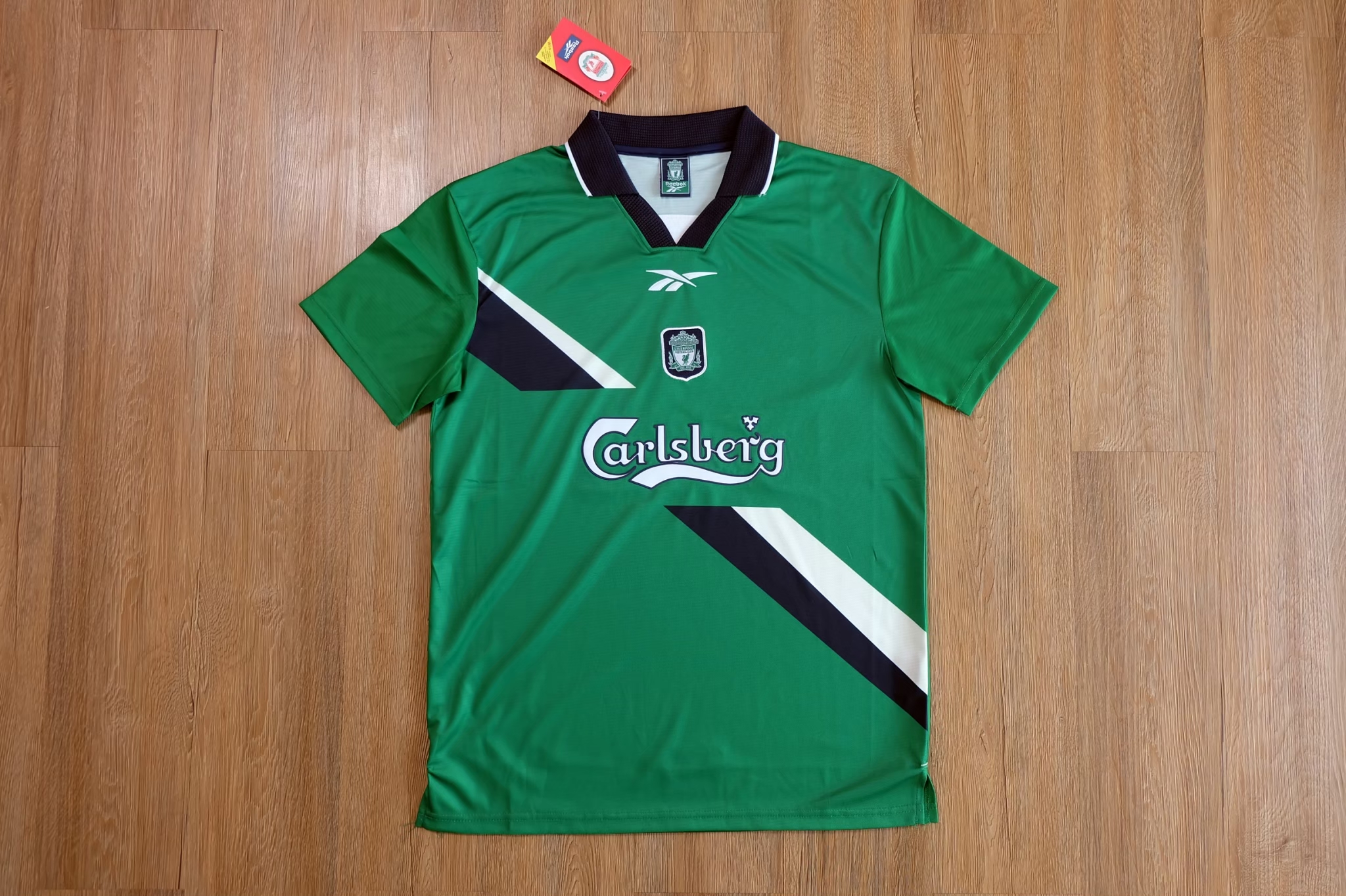 Liverpool 1999/2000 Vintage Jersey เสื้อฟุตบอลลิเวอร์พูลย้อนยุค Carlsberg