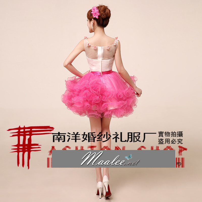 พร้อมเช่า ชุดแฟนซี ชุดราตรีสั้น กระโปรงผ้าแก้วย้วยพองฟู น่ารักมาก แต่งดอกไม้ช่วงอก สีชมพู